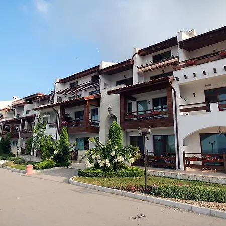 White Coast Apartamento Kavarna