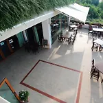White Coast Kavarna