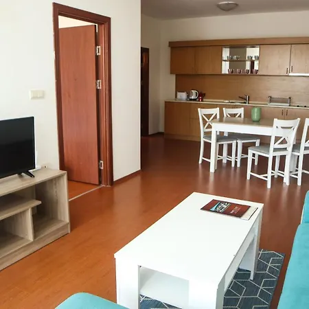 Apartament White Coast