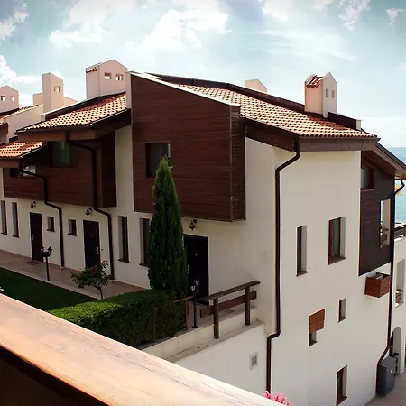 White Coast * Cavarna